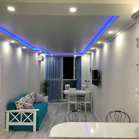 Luxe Apartment On Drahomanova Κίεβο Εξωτερικό φωτογραφία