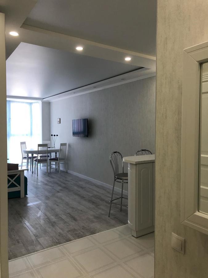 Luxe Apartment On Drahomanova Κίεβο Εξωτερικό φωτογραφία
