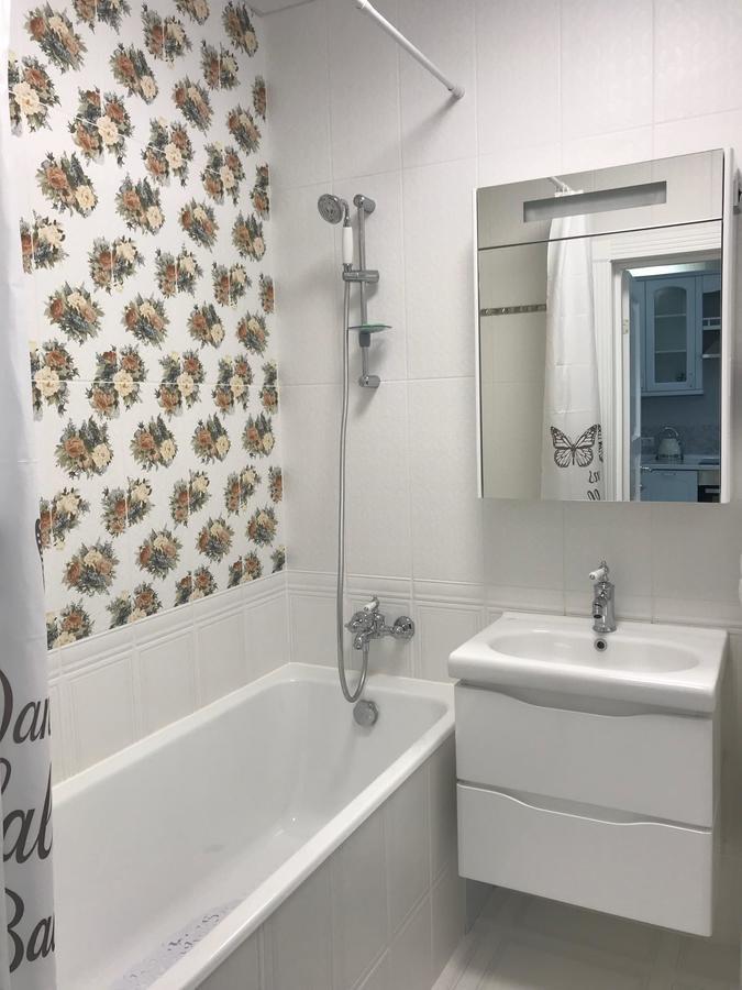 Luxe Apartment On Drahomanova Κίεβο Εξωτερικό φωτογραφία